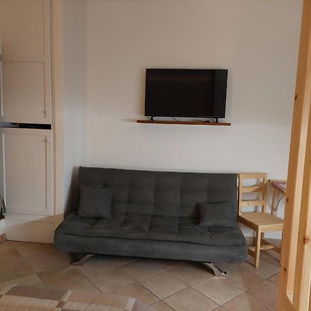 Galanthus Apartment Aosta Exterior photo